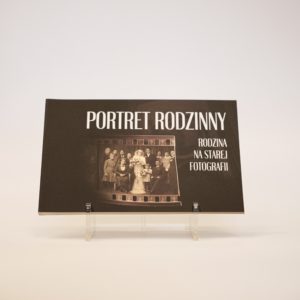 Portret rodzinny. Rodzina na starej fotografii